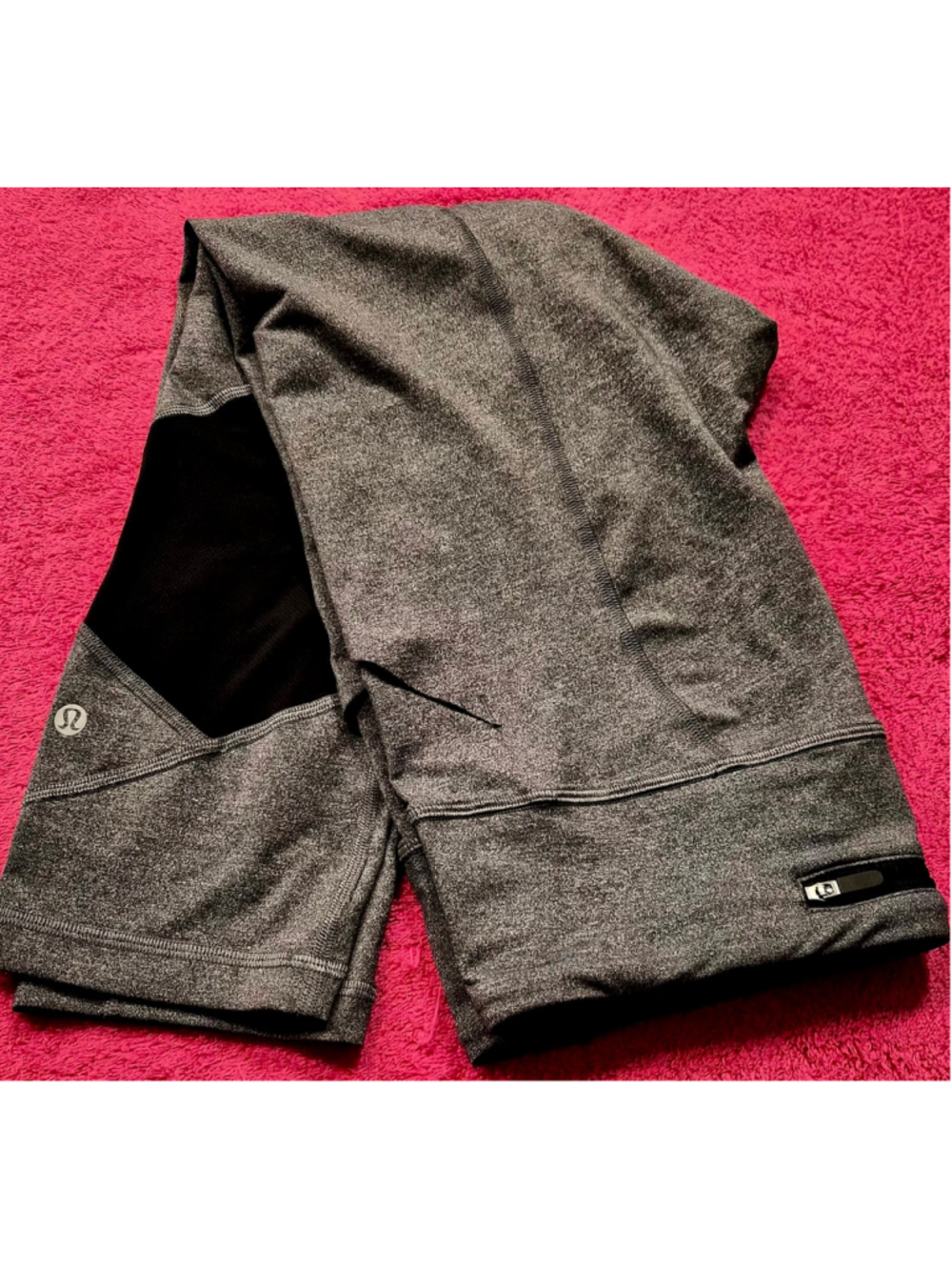 Women's Lululemon Leggings Size 8 Grey Black Athletic Pants